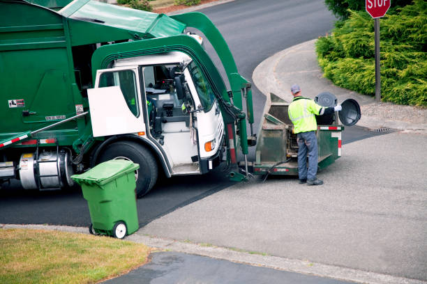 Best Yard Waste Removal in Lake Shore, WA